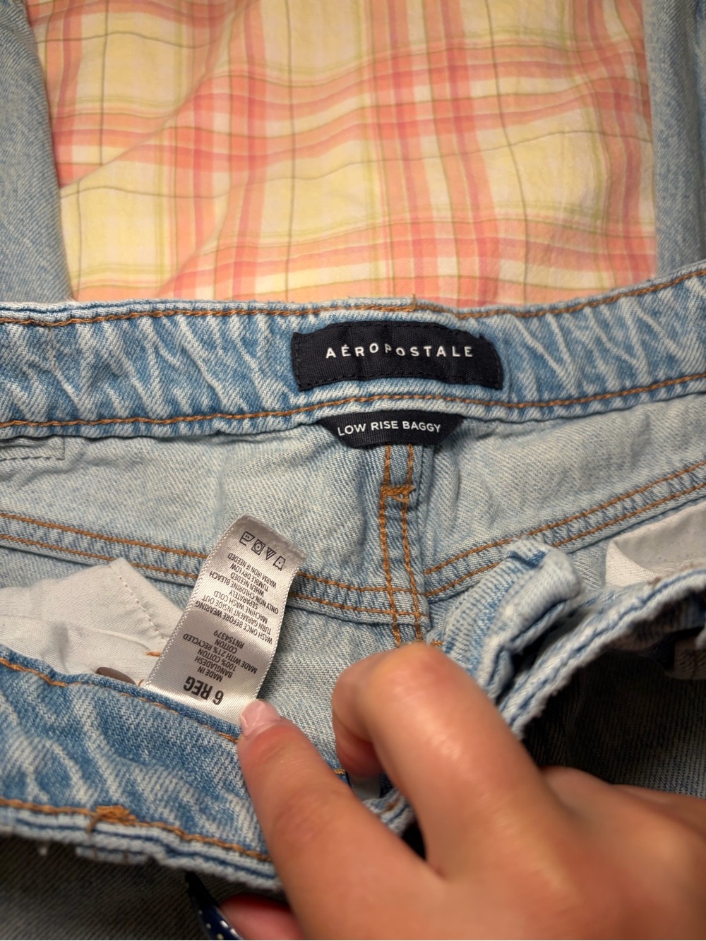 Aeropostale Low Rise Baggy Blue Jeans - Picture 2 of 6